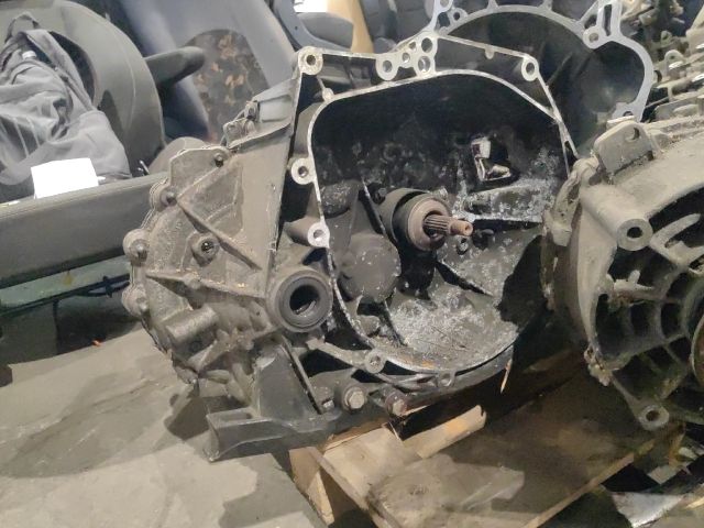 bontott PEUGEOT 308 Váltó (Mechanikus)