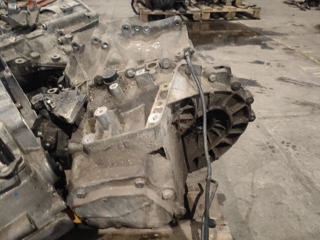 bontott PEUGEOT 308 Váltó (Mechanikus)