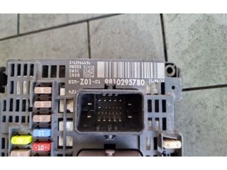 bontott PEUGEOT 308 Biztosítéktábla Motortér