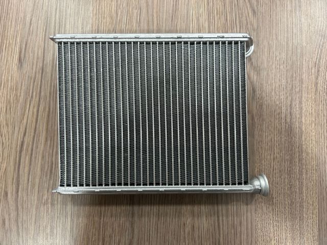 bontott PEUGEOT 308 Fűtőradiátor