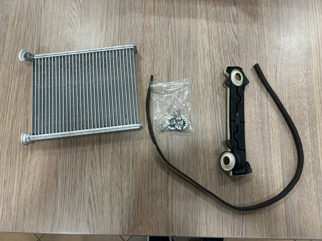 bontott PEUGEOT 308 Fűtőradiátor