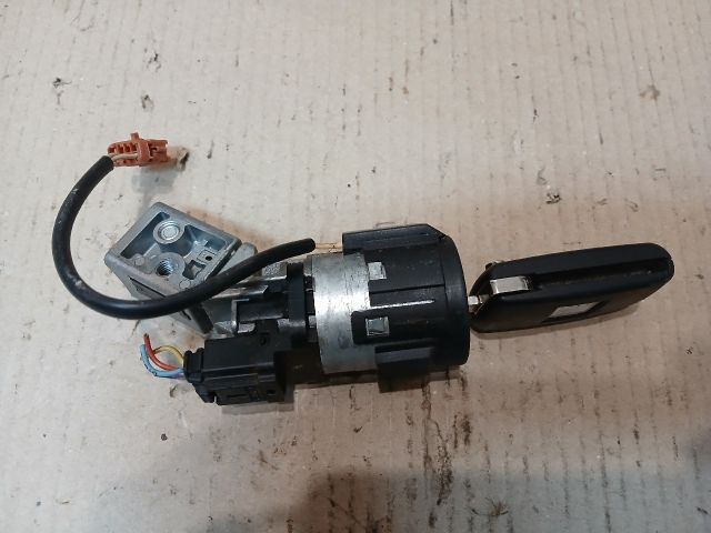 bontott PEUGEOT 308 Gyújtáskapcsoló