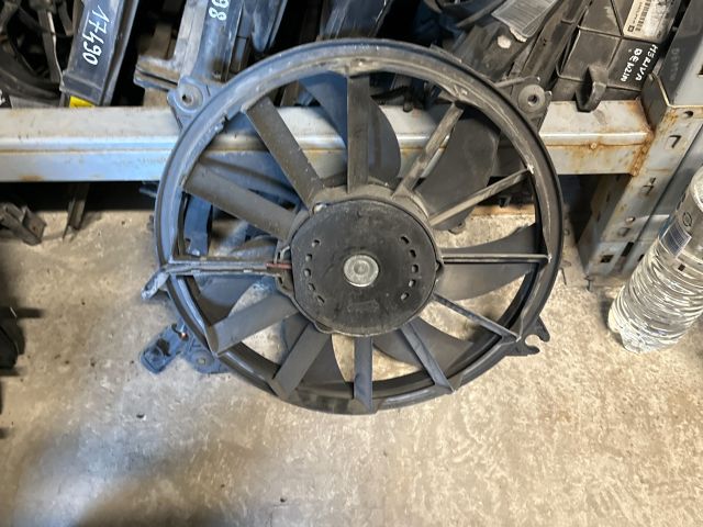 bontott PEUGEOT 308 Hűtőventilátor