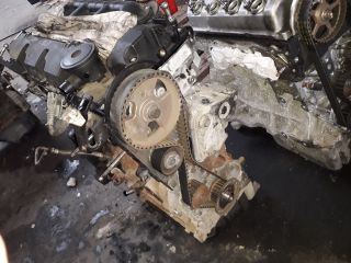 bontott PEUGEOT 308 Motor (Fűzött blokk hengerfejjel)