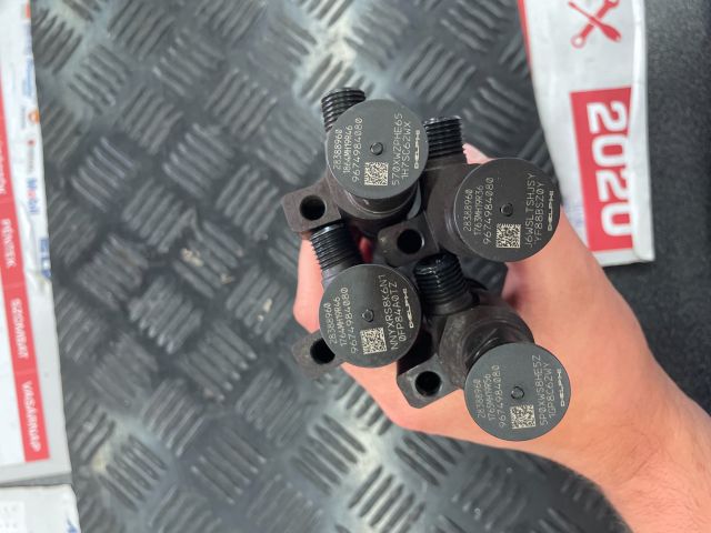 bontott PEUGEOT 308 Porlasztó (1 db)