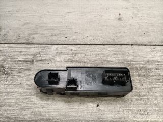 bontott PEUGEOT 308 Ablakemelő és Tükör Kapcsoló