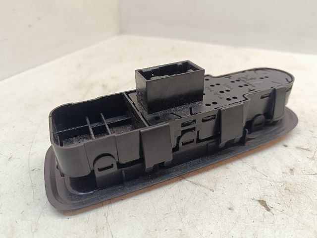 bontott PEUGEOT 308 Ablakemelő és Tükör Kapcsoló