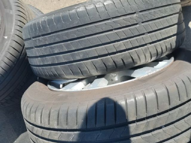 bontott PEUGEOT 308 Alufelni Szett Gumival