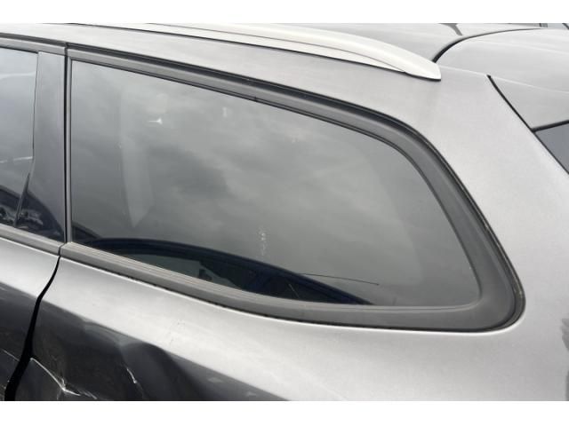 bontott PEUGEOT 308 Bal C Oszlop Oldalablak Üveg