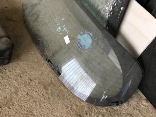 bontott PEUGEOT 308 Bal Csomagtérajtó Ablak