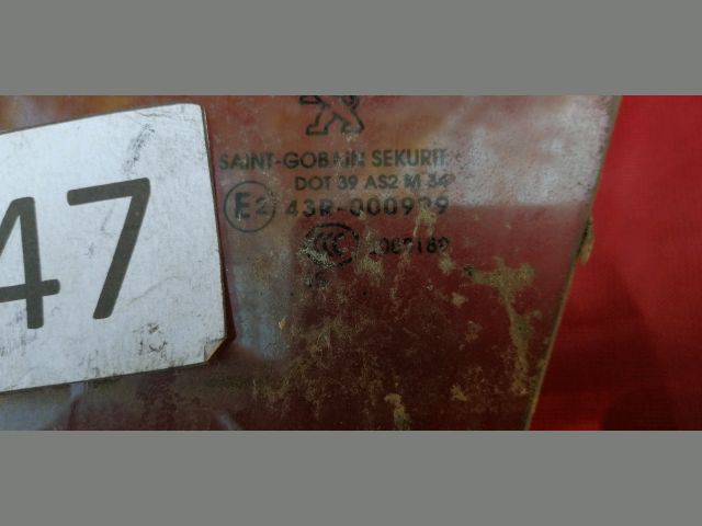 bontott PEUGEOT 308 Bal első Ablak