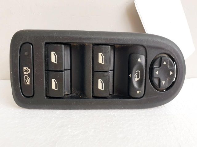 bontott PEUGEOT 308 Bal első Ablakemelő Kapcsoló