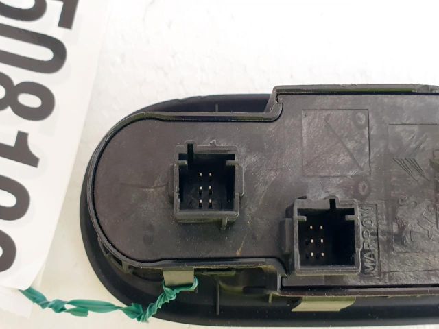 bontott PEUGEOT 308 Bal első Ablakemelő Kapcsoló