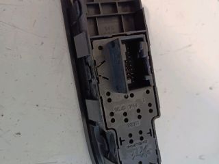 bontott PEUGEOT 308 Bal első Ablakemelő Kapcsoló