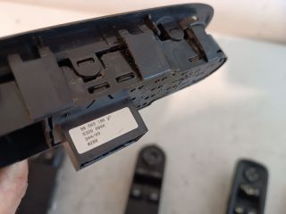 bontott PEUGEOT 308 Bal első Ablakemelő Kapcsoló