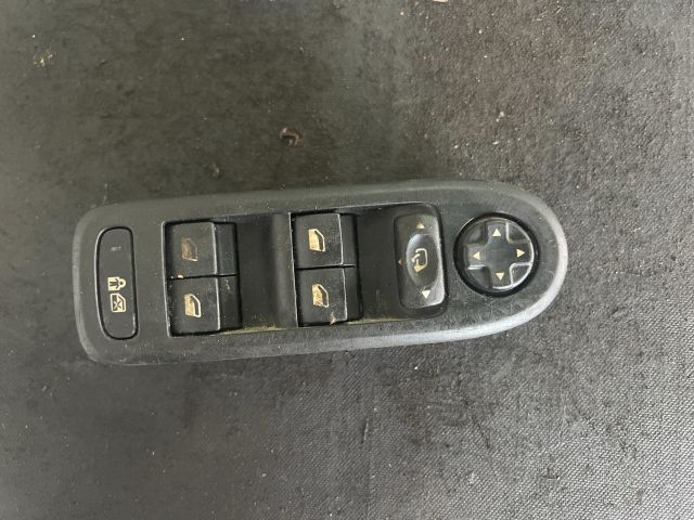 bontott PEUGEOT 308 Bal első Ablakemelő Kapcsoló