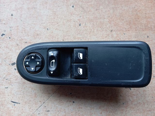 bontott PEUGEOT 308 Bal első Ablakemelő Kapcsoló