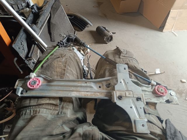 bontott PEUGEOT 308 Bal első Ablakemelő Szerkezet (Mechanikus)