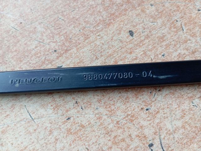 bontott PEUGEOT 308 Bal első Ablaktörlő Kar