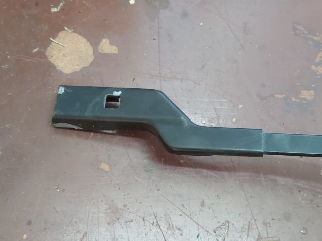 bontott PEUGEOT 308 Bal első Ablaktörlő Kar