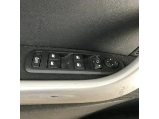 bontott PEUGEOT 308 Bal első Ajtó Kárpit