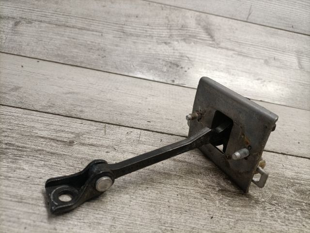 bontott PEUGEOT 308 Bal első Ajtóhatároló