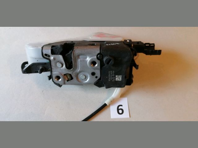 bontott PEUGEOT 308 Bal első Ajtózár