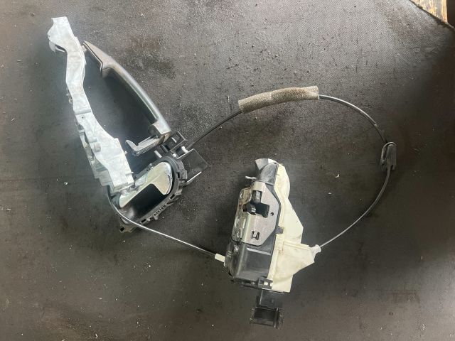 bontott PEUGEOT 308 Bal első Ajtózár