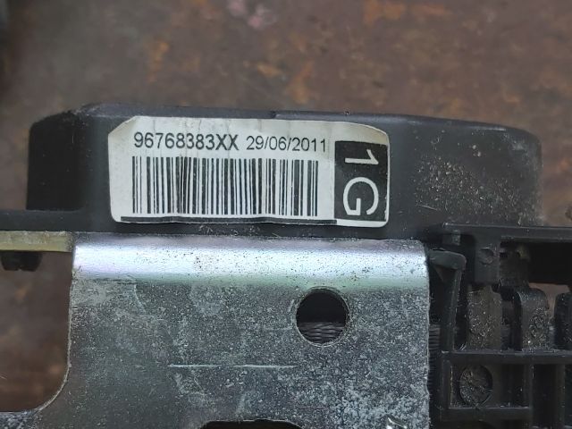 bontott PEUGEOT 308 Bal első Biztonsági Öv