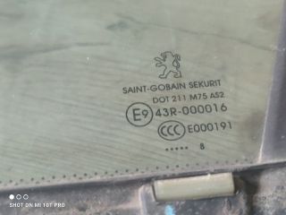 bontott PEUGEOT 308 Bal első Fixüveg (Ajtóban)