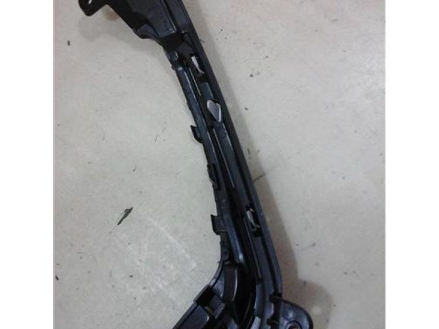 bontott PEUGEOT 308 Bal első Lökhárító Díszléc