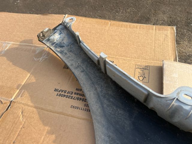 bontott PEUGEOT 308 Bal első Sárvédő