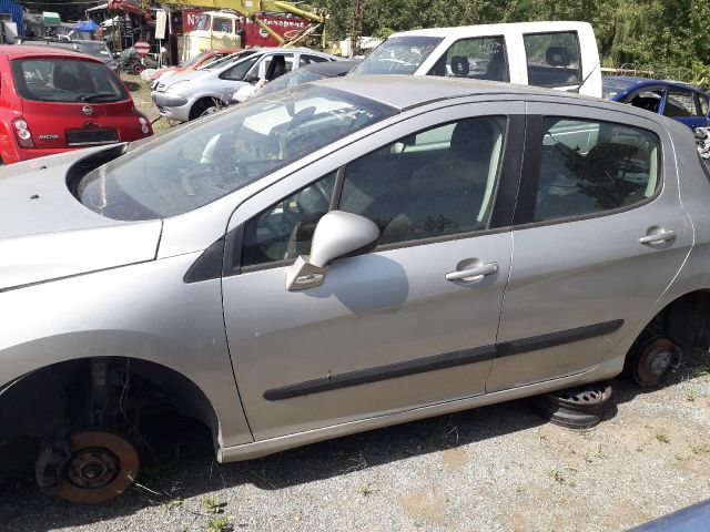 bontott PEUGEOT 308 Bal első Sárvédő