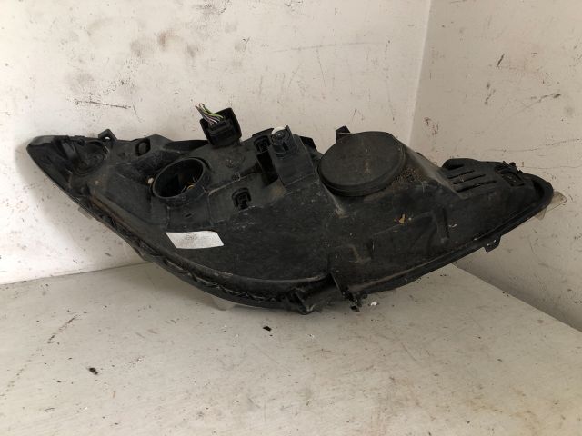 bontott PEUGEOT 308 Bal Fényszóró