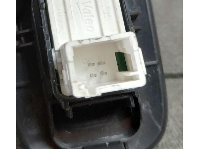 bontott PEUGEOT 308 Bal hátsó Ablakemelő Kapcsoló