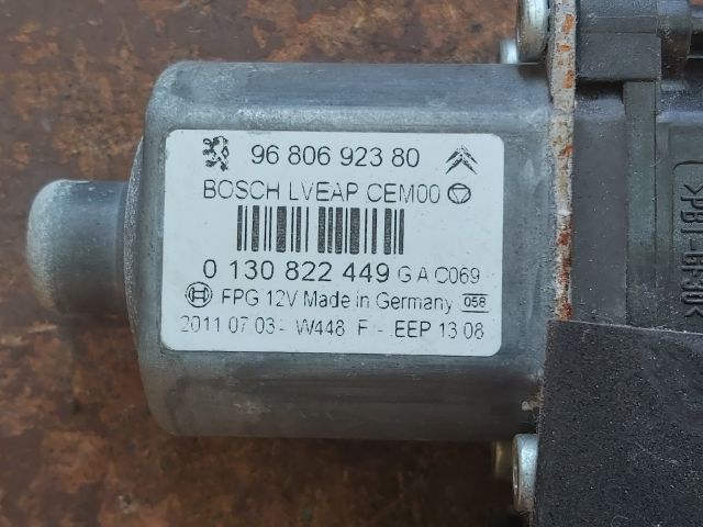bontott PEUGEOT 308 Bal hátsó Ablakemelő Motor