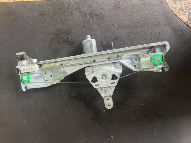 bontott PEUGEOT 308 Bal hátsó Ablakemelő Szerkezet (Elektromos)