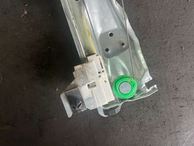 bontott PEUGEOT 308 Bal hátsó Ablakemelő Szerkezet (Elektromos)