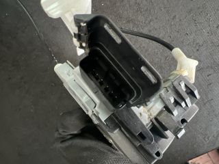 bontott PEUGEOT 308 Bal hátsó Ajtózár