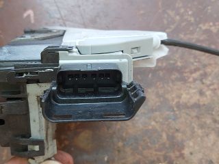 bontott PEUGEOT 308 Bal hátsó Ajtózár