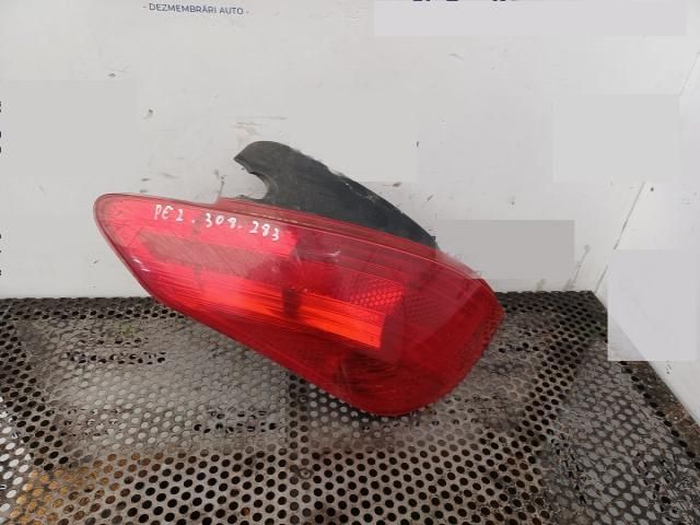 bontott PEUGEOT 308 Bal Külső Hátsó Lámpa