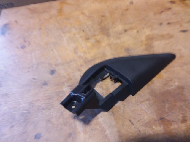 bontott PEUGEOT 308 Belső Visszapillantó Tükör Talp Burkolat