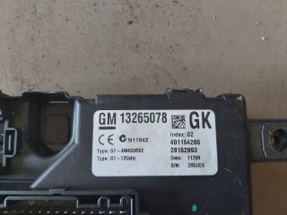 bontott PEUGEOT 308 Biztosítéktábla Utastér