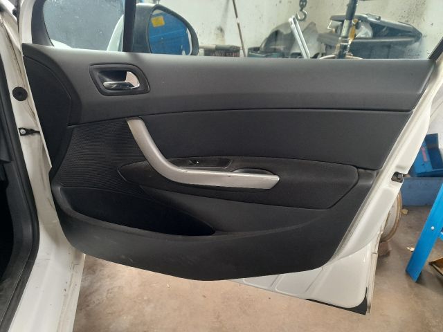 bontott PEUGEOT 308 Biztosítéktábla Utastér