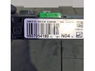 bontott PEUGEOT 308 Biztosítéktábla Utastér