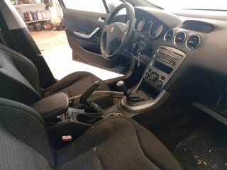 bontott PEUGEOT 308 Csomagtér Roló