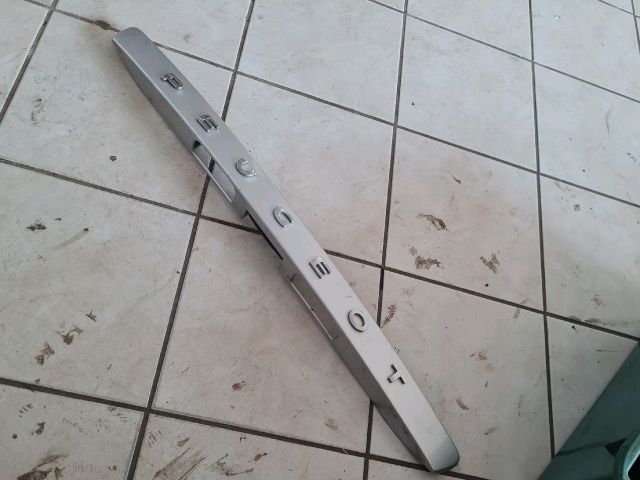 bontott PEUGEOT 308 Csomagtérajtó Díszléc