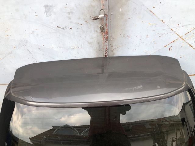 bontott PEUGEOT 308 Csomagtérajtó (Részeivel)