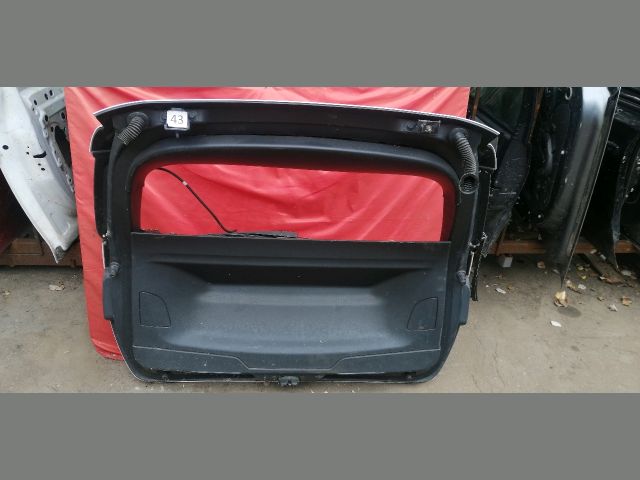 bontott PEUGEOT 308 Csomagtérajtó (Részeivel)