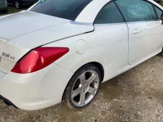 bontott PEUGEOT 308 Csomagtérajtó (Részeivel)